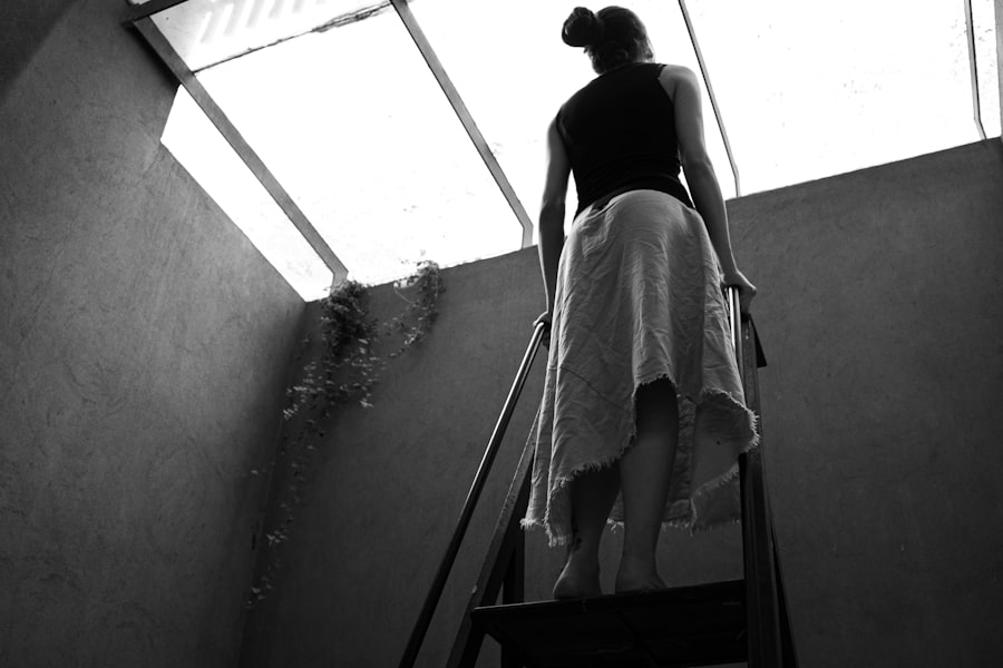 Photo rehabilitation ladder